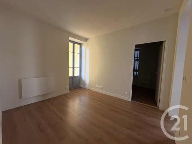 Appartement F2 &agrave; louer - 2 pi&egrave;ces - 48 m2 - Nice - 06 - PROVENCE-ALPES-COTE-D-AZUR