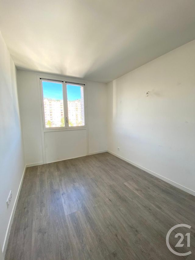 Appartement F4 &agrave; vendre - 4 pi&egrave;ces - 63,61 m2 - Nice - 06 - PROVENCE-ALPES-COTE-D-AZUR