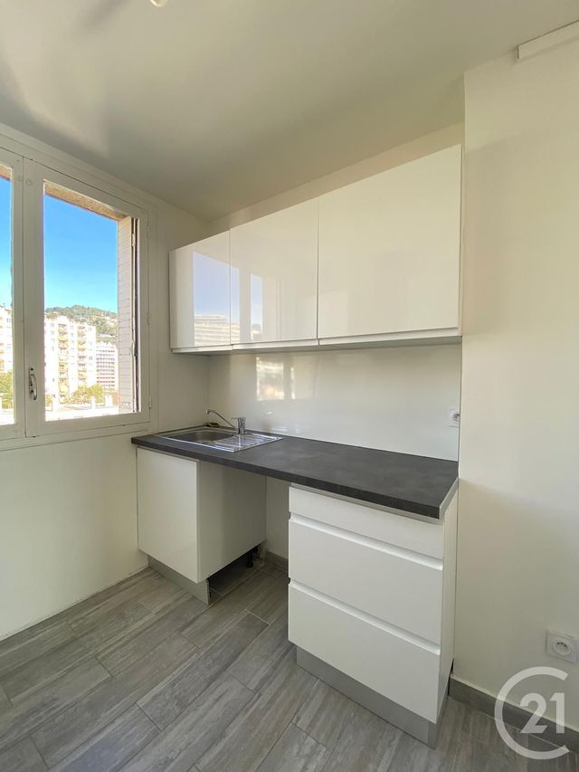 Appartement F4 &agrave; vendre - 4 pi&egrave;ces - 63,61 m2 - Nice - 06 - PROVENCE-ALPES-COTE-D-AZUR