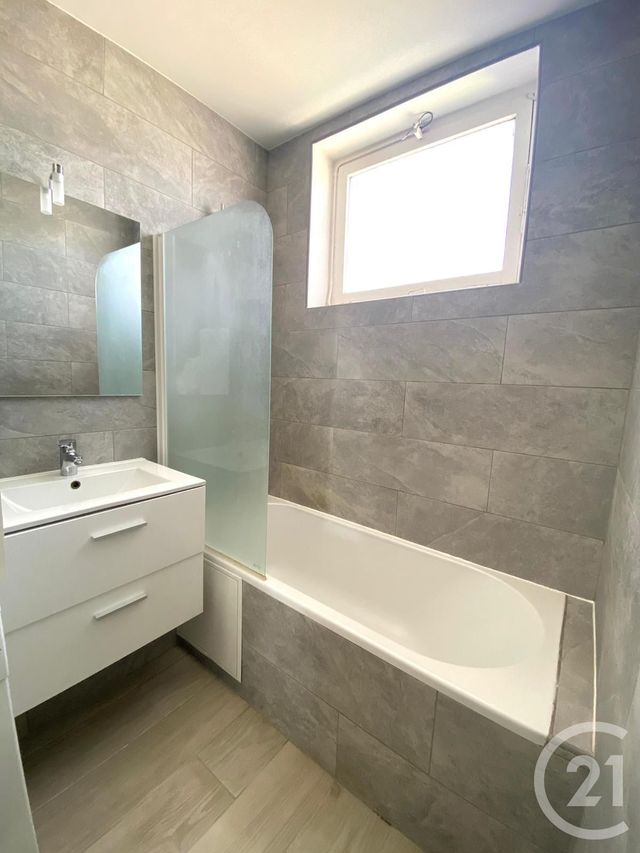 Appartement F4 &agrave; vendre - 4 pi&egrave;ces - 63,61 m2 - Nice - 06 - PROVENCE-ALPES-COTE-D-AZUR