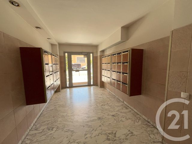 Appartement à vendre - 2 pièces - 42 m2 - Nice - 06 - PROVENCE-ALPES-COTE-D-AZUR