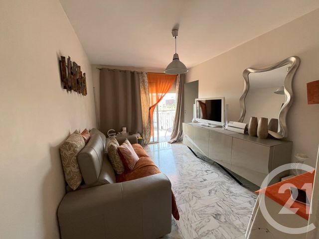 Appartement à vendre - 2 pièces - 42 m2 - Nice - 06 - PROVENCE-ALPES-COTE-D-AZUR