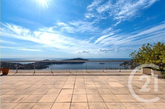 Appartement F4 à vendre - 4 pièces - 165 m2 - Villefranche Sur Mer - 06 - PROVENCE-ALPES-COTE-D-AZUR