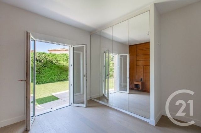 Maison &agrave; vendre - 8 pi&egrave;ces - 189 m2 - Villefranche Sur Mer - 06 - PROVENCE-ALPES-COTE-D-AZUR