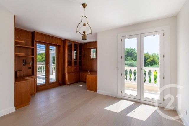 Maison &agrave; vendre - 8 pi&egrave;ces - 189 m2 - Villefranche Sur Mer - 06 - PROVENCE-ALPES-COTE-D-AZUR