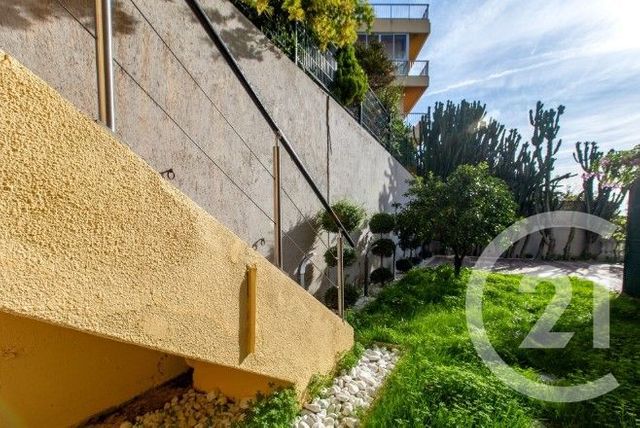 Appartement F3 à vendre - 3 pièces - 78,16 m2 - Villefranche Sur Mer - 06 - PROVENCE-ALPES-COTE-D-AZUR