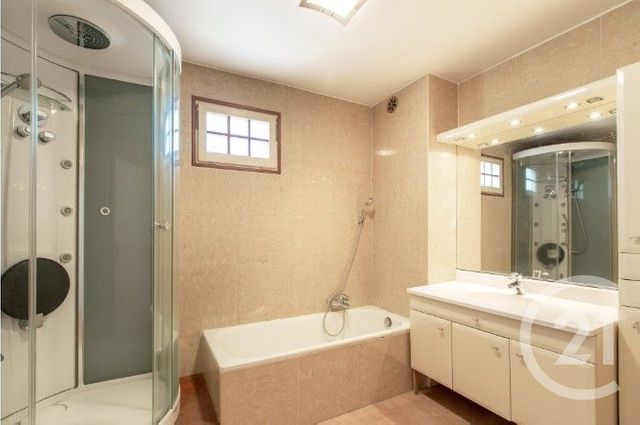 Appartement F3 à vendre - 3 pièces - 83 m2 - Nice - 06 - PROVENCE-ALPES-COTE-D-AZUR