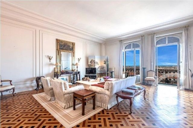 Appartement F5 à vendre - 5 pièces - 242 m2 - Nice - 06 - PROVENCE-ALPES-COTE-D-AZUR