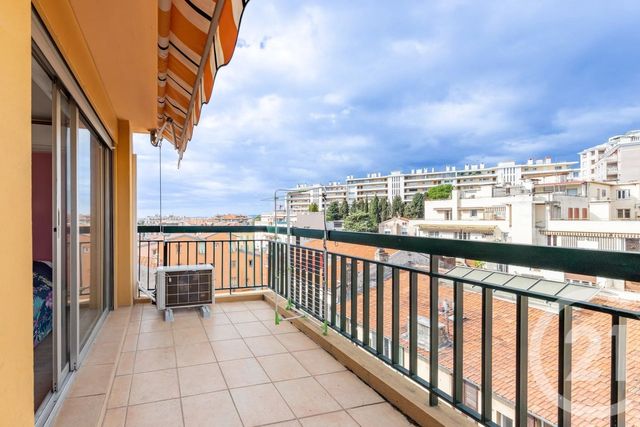 Appartement F2 à vendre - 2 pièces - 44,62 m2 - Nice - 06 - PROVENCE-ALPES-COTE-D-AZUR