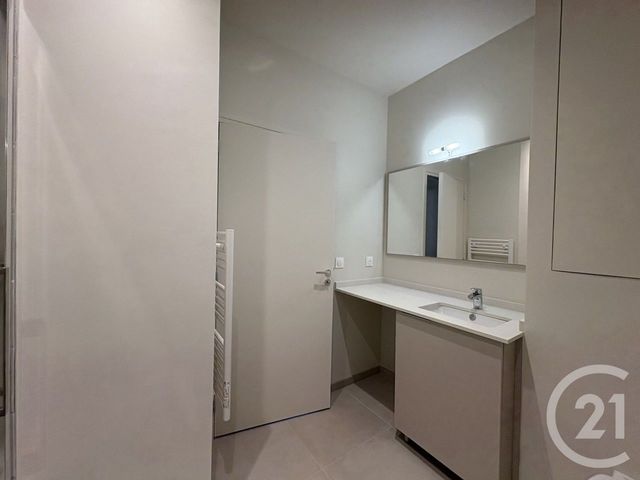 Appartement F2 à louer - 2 pièces - 39 m2 - Nice - 06 - PROVENCE-ALPES-COTE-D-AZUR