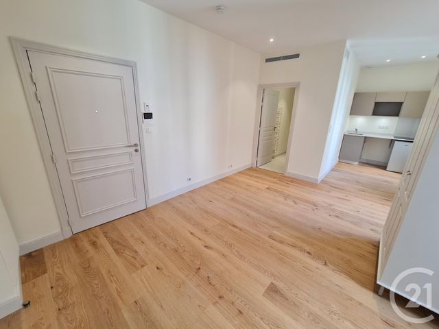 Appartement Studio &agrave; louer - 1 pi&egrave;ce - 24,24 m2 - Nice - 06 - PROVENCE-ALPES-COTE-D-AZUR