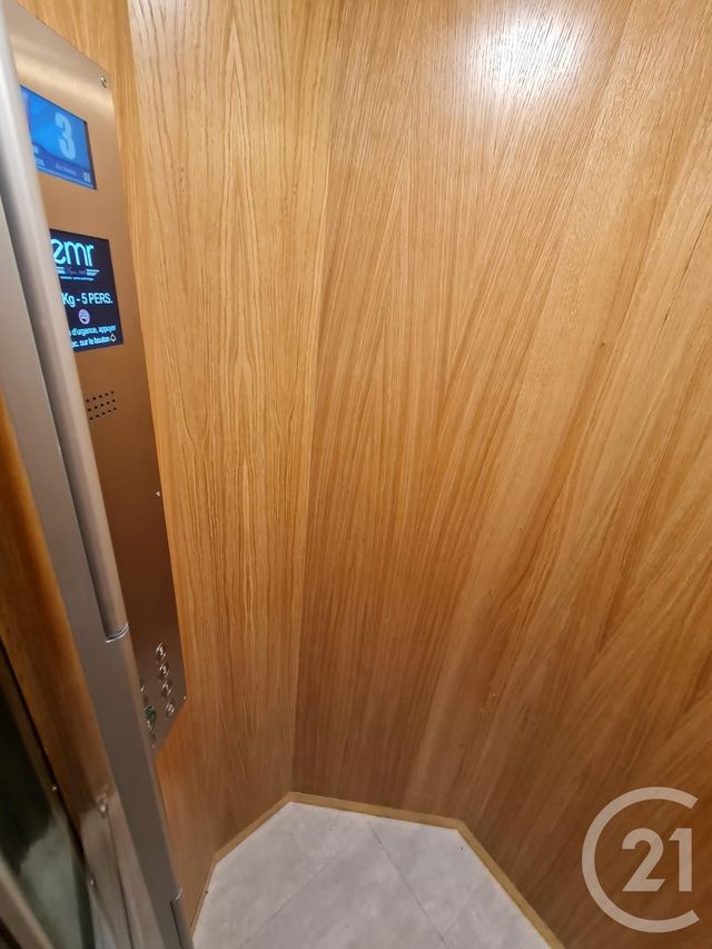 Appartement Studio &agrave; louer - 1 pi&egrave;ce - 24,24 m2 - Nice - 06 - PROVENCE-ALPES-COTE-D-AZUR