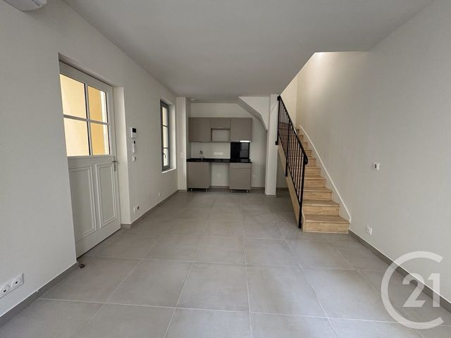 Appartement &agrave; louer - 2 pi&egrave;ces - 45,10 m2 - Nice - 06 - PROVENCE-ALPES-COTE-D-AZUR