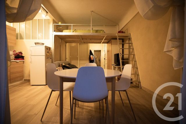 Appartement &agrave; louer - 2 pi&egrave;ces - 31,21 m2 - Nice - 06 - PROVENCE-ALPES-COTE-D-AZUR