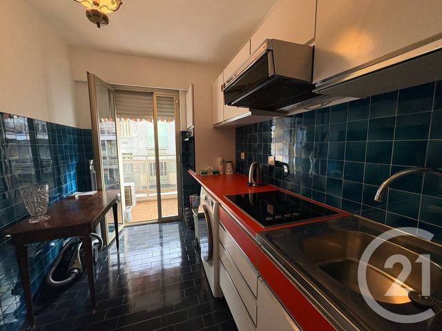 Appartement F1 &agrave; louer - 1 pi&egrave;ce - 35 m2 - Nice - 06 - PROVENCE-ALPES-COTE-D-AZUR