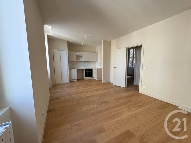 Appartement F2 &agrave; louer - 2 pi&egrave;ces - 38 m2 - Nice - 06 - PROVENCE-ALPES-COTE-D-AZUR