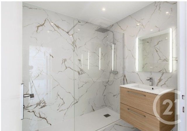 Appartement F4 &agrave; vendre - 4 pi&egrave;ces - 102,69 m2 - Nice - 06 - PROVENCE-ALPES-COTE-D-AZUR