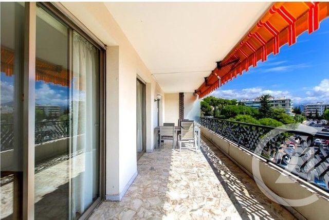 Appartement F4 &agrave; vendre - 4 pi&egrave;ces - 110,04 m2 - Nice - 06 - PROVENCE-ALPES-COTE-D-AZUR