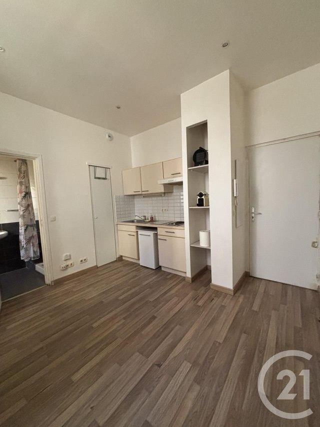 Appartement F1 &agrave; louer - 1 pi&egrave;ce - 14,42 m2 - Nice - 06 - PROVENCE-ALPES-COTE-D-AZUR