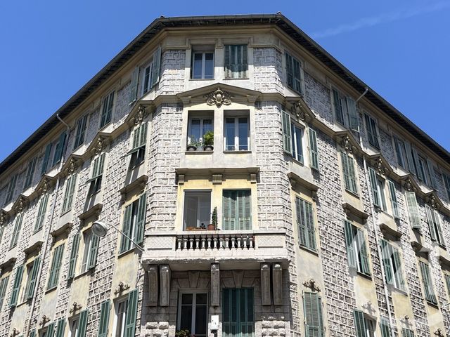 Appartement F4 &agrave; vendre - 4 pi&egrave;ces - 81,38 m2 - Nice - 06 - PROVENCE-ALPES-COTE-D-AZUR