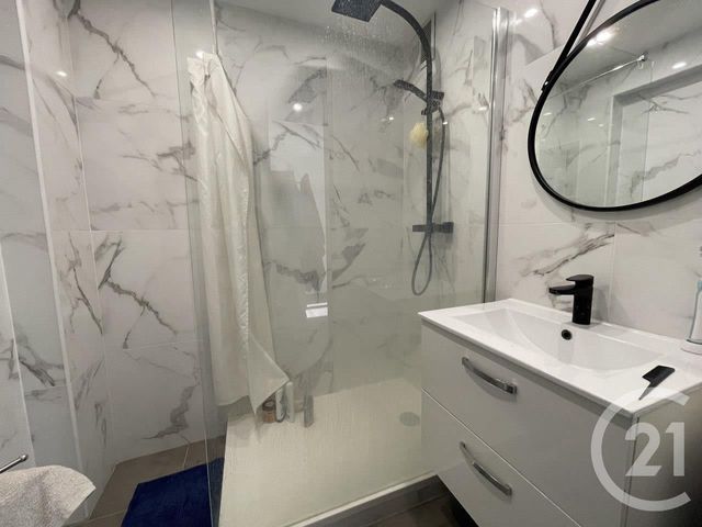 Appartement F3 &agrave; louer - 3 pi&egrave;ces - 59,42 m2 - Nice - 06 - PROVENCE-ALPES-COTE-D-AZUR