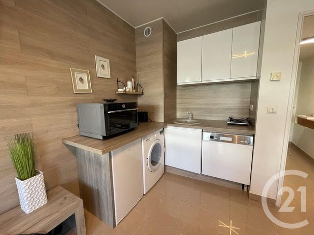 Appartement F1 &agrave; louer - 1 pi&egrave;ce - 22,95 m2 - Nice - 06 - PROVENCE-ALPES-COTE-D-AZUR