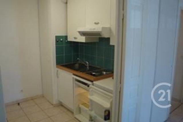 Appartement F1 &agrave; louer - 1 pi&egrave;ce - 30,15 m2 - Nice - 06 - PROVENCE-ALPES-COTE-D-AZUR
