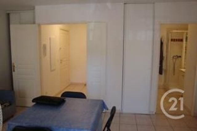 Appartement F1 &agrave; louer - 1 pi&egrave;ce - 30,15 m2 - Nice - 06 - PROVENCE-ALPES-COTE-D-AZUR