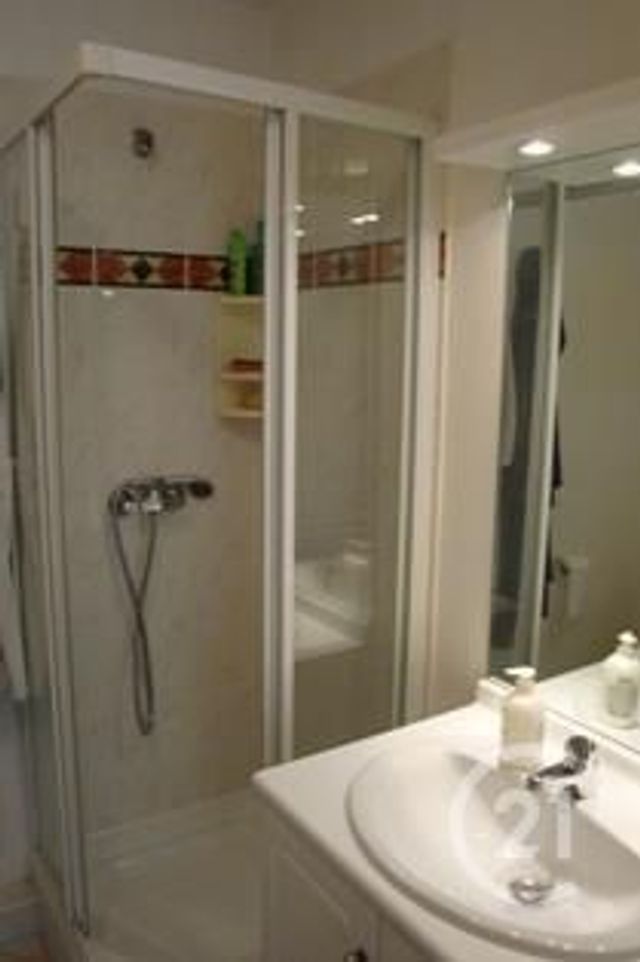 Appartement F1 &agrave; louer - 1 pi&egrave;ce - 30,15 m2 - Nice - 06 - PROVENCE-ALPES-COTE-D-AZUR