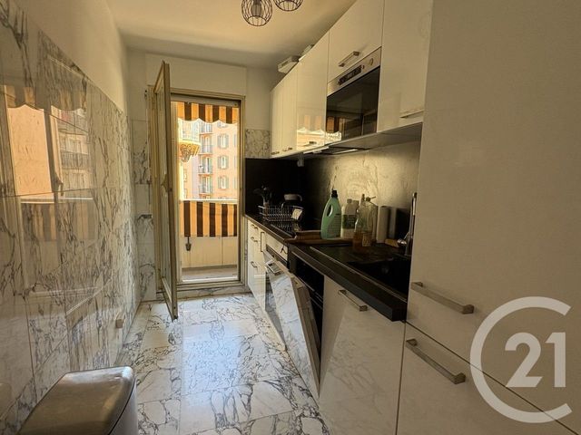 Appartement F2 &agrave; louer - 2 pi&egrave;ces - 46 m2 - Nice - 06 - PROVENCE-ALPES-COTE-D-AZUR