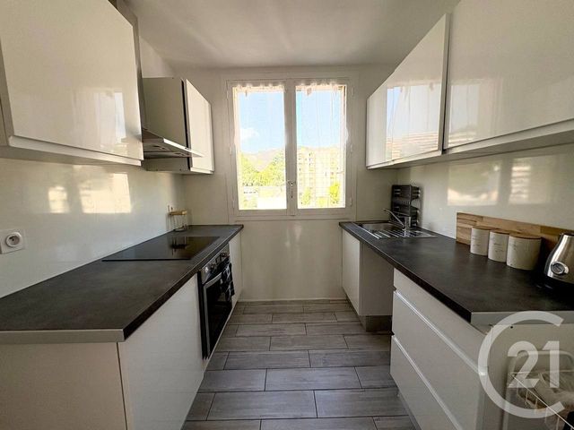 Appartement F4 &agrave; louer - 4 pi&egrave;ces - 63 m2 - Nice - 06 - PROVENCE-ALPES-COTE-D-AZUR