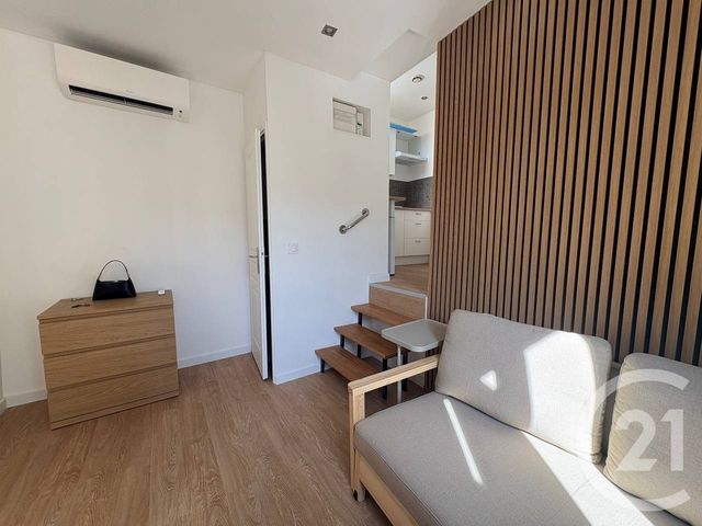 Appartement F1 &agrave; louer - 1 pi&egrave;ce - 18 m2 - Nice - 06 - PROVENCE-ALPES-COTE-D-AZUR