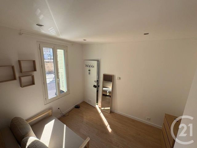Appartement F1 &agrave; louer - 1 pi&egrave;ce - 18 m2 - Nice - 06 - PROVENCE-ALPES-COTE-D-AZUR