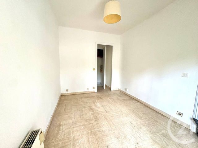 Appartement F1 &agrave; louer - 1 pi&egrave;ce - 15 m2 - Nice - 06 - PROVENCE-ALPES-COTE-D-AZUR