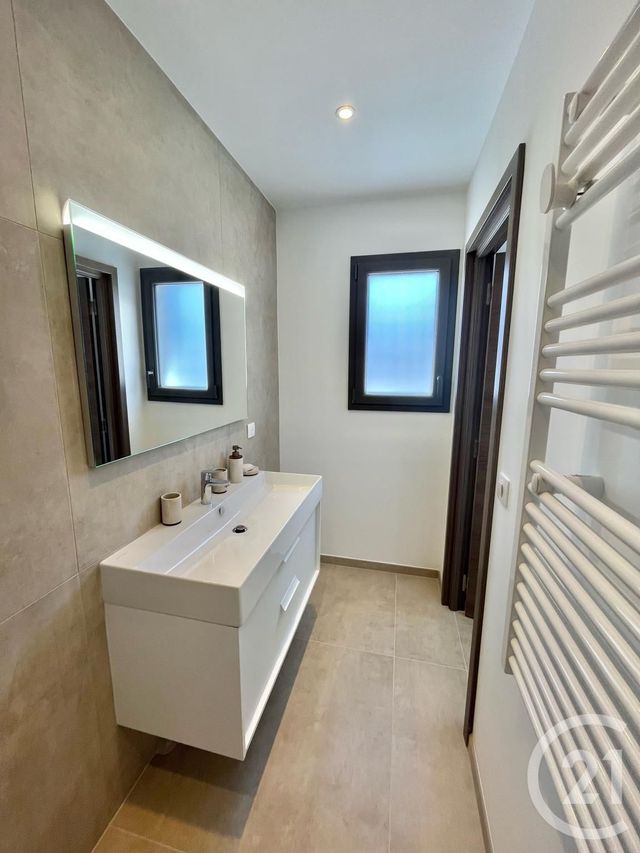 Maison &agrave; vendre - 4 pi&egrave;ces - 98,92 m2 - St Cyr Sur Mer - 83 - PROVENCE-ALPES-COTE-D-AZUR