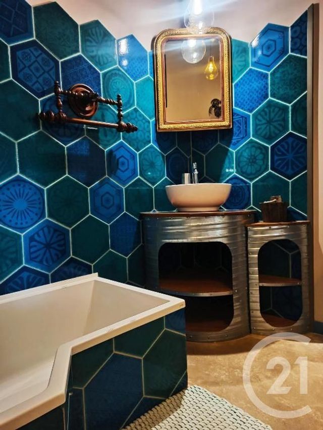 Appartement F5 &agrave; vendre - 6 pi&egrave;ces - 98,13 m2 - St Cyr Sur Mer - 83 - PROVENCE-ALPES-COTE-D-AZUR