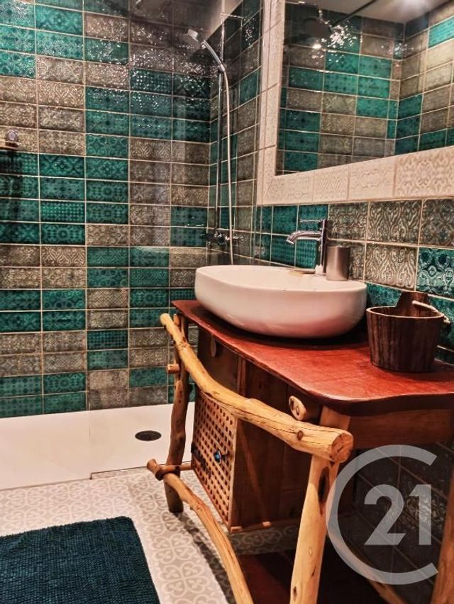 Appartement F5 &agrave; vendre - 6 pi&egrave;ces - 98,13 m2 - St Cyr Sur Mer - 83 - PROVENCE-ALPES-COTE-D-AZUR