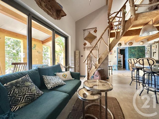 Appartement F5 &agrave; vendre - 6 pi&egrave;ces - 98,13 m2 - St Cyr Sur Mer - 83 - PROVENCE-ALPES-COTE-D-AZUR
