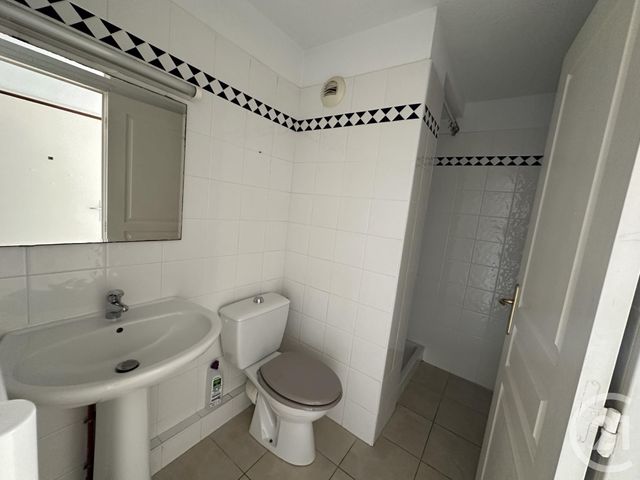 Appartement F3 à vendre - 3 pièces - 62 m2 - St Cyr Sur Mer - 83 - PROVENCE-ALPES-COTE-D-AZUR