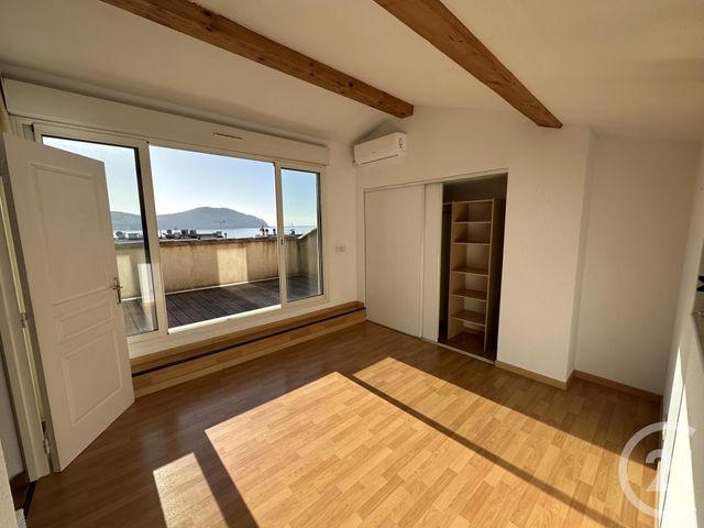 Appartement F3 à vendre - 3 pièces - 62 m2 - St Cyr Sur Mer - 83 - PROVENCE-ALPES-COTE-D-AZUR
