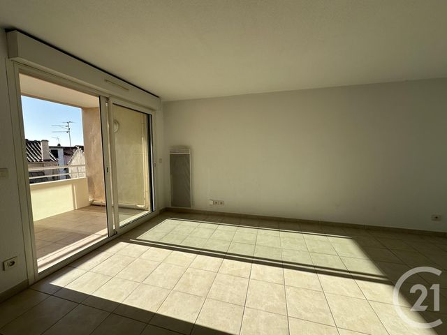 Appartement F3 à vendre - 3 pièces - 62 m2 - St Cyr Sur Mer - 83 - PROVENCE-ALPES-COTE-D-AZUR