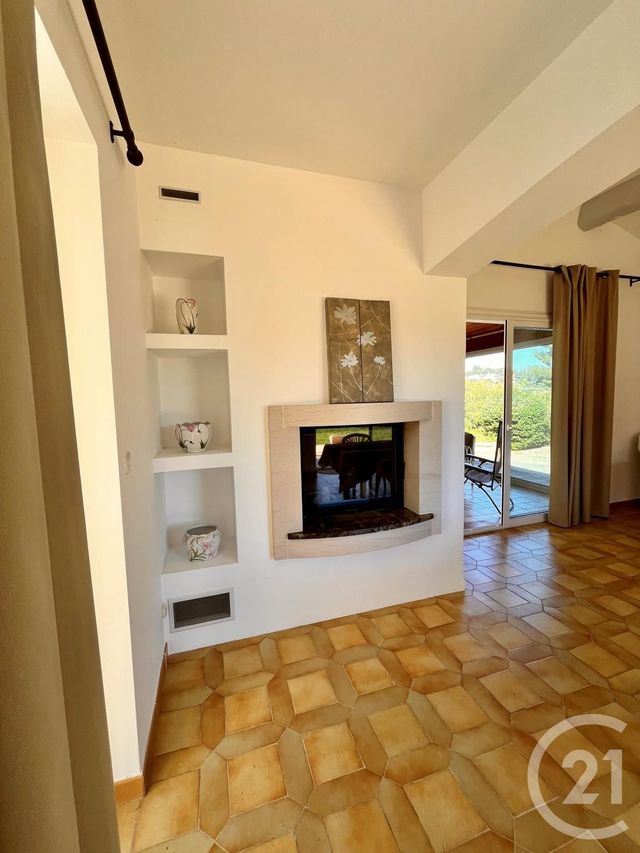 Maison &agrave; vendre - 4 pi&egrave;ces - 136,70 m2 - St Cyr Sur Mer - 83 - PROVENCE-ALPES-COTE-D-AZUR