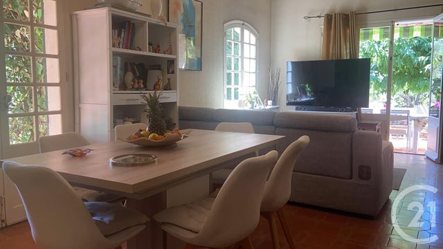 Maison à vendre - 4 pièces - 95 m2 - St Cyr Sur Mer - 83 - PROVENCE-ALPES-COTE-D-AZUR