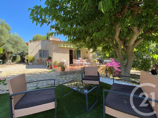 Maison à vendre - 4 pièces - 95 m2 - St Cyr Sur Mer - 83 - PROVENCE-ALPES-COTE-D-AZUR