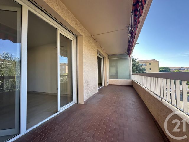 Appartement F3 à vendre - 3 pièces - 63 m2 - Sanary Sur Mer - 83 - PROVENCE-ALPES-COTE-D-AZUR