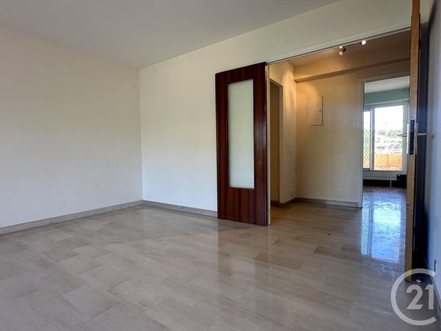 Appartement F3 à vendre - 3 pièces - 63 m2 - Sanary Sur Mer - 83 - PROVENCE-ALPES-COTE-D-AZUR