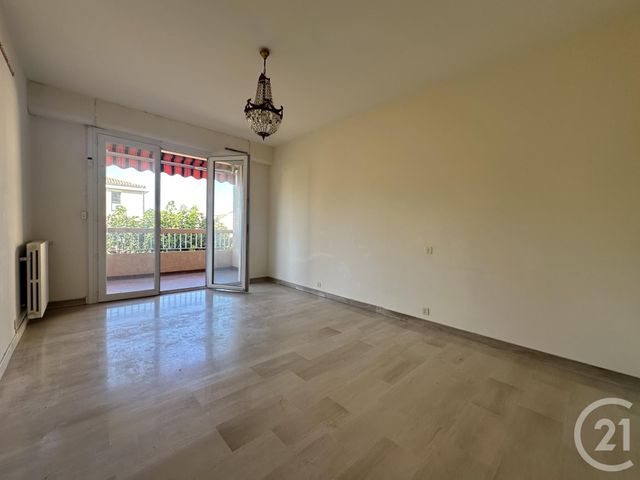 Appartement F3 à vendre - 3 pièces - 63 m2 - Sanary Sur Mer - 83 - PROVENCE-ALPES-COTE-D-AZUR