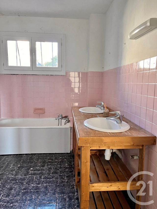 Appartement F4 &agrave; vendre - 4 pi&egrave;ces - 83 m2 - St Cyr Sur Mer - 83 - PROVENCE-ALPES-COTE-D-AZUR