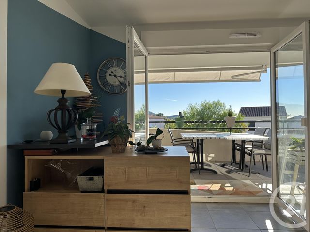 Appartement F4 &agrave; vendre - 4 pi&egrave;ces - 79 m2 - St Cyr Sur Mer - 83 - PROVENCE-ALPES-COTE-D-AZUR