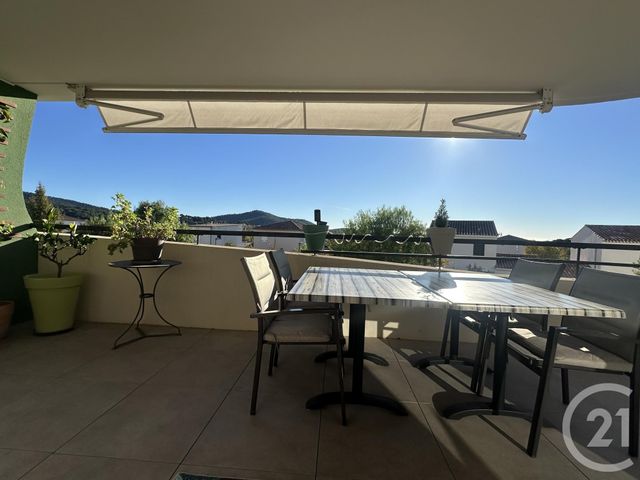 Appartement F4 à vendre - 4 pièces - 79 m2 - St Cyr Sur Mer - 83 - PROVENCE-ALPES-COTE-D-AZUR